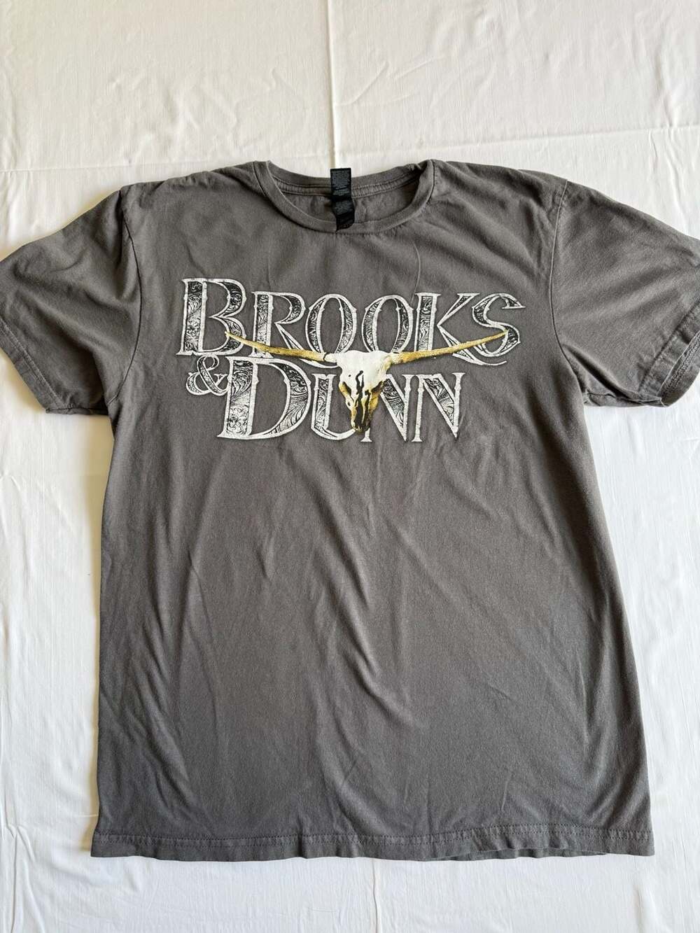 Gildan Brooks & Dunn Logo T-Shirt Size M Gray Country Music Band Tee